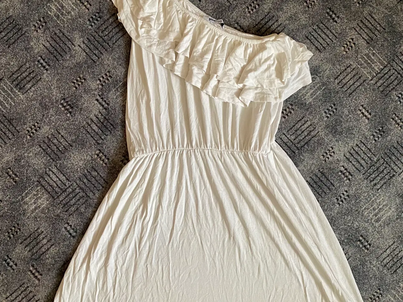 Billede 2 - Sort og hvid kjoler