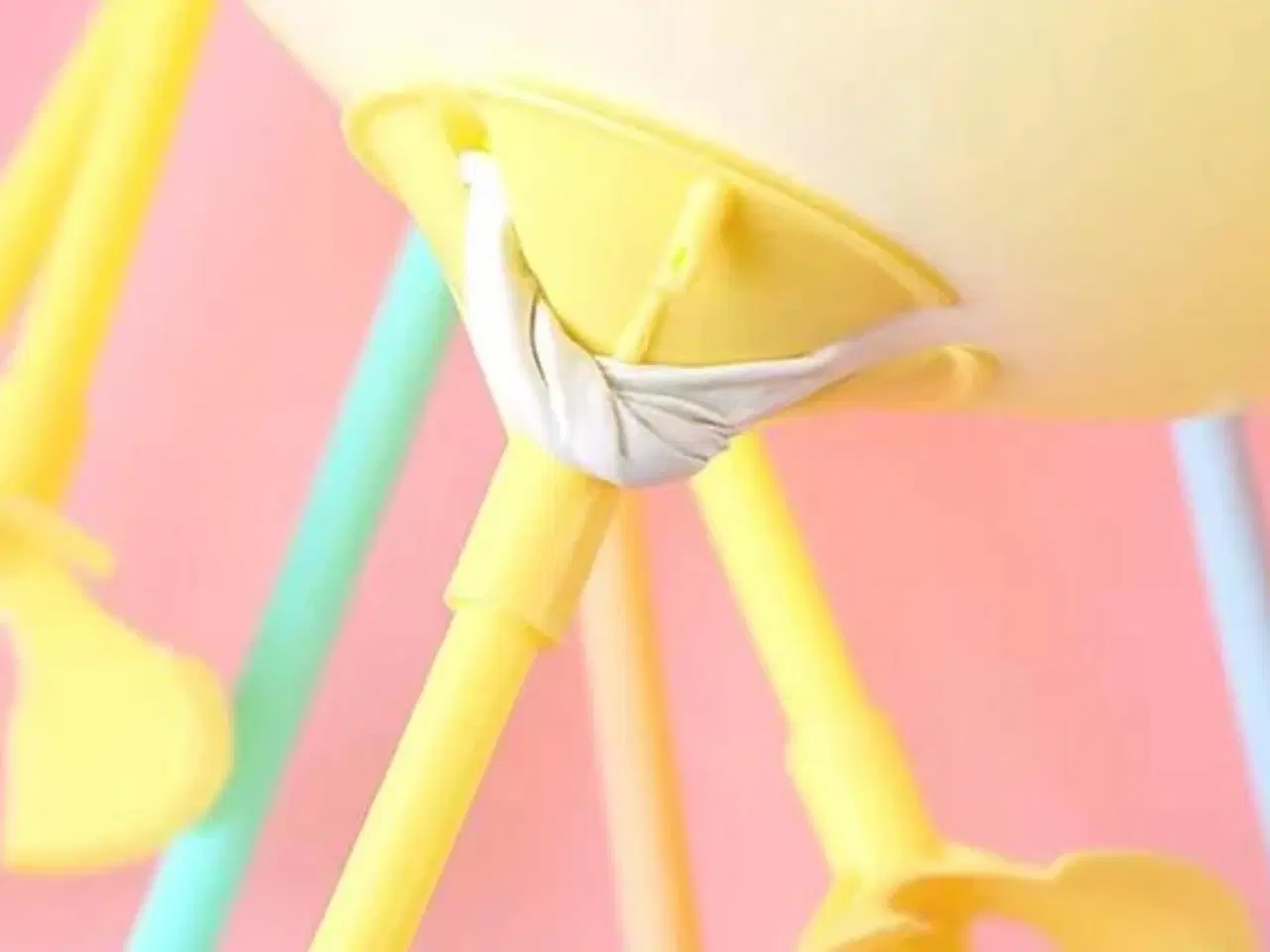 Billede 2 - 50 stk. Ballon pinde + 50 stk. Ballon holder i Hår