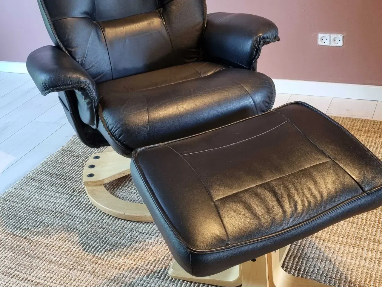 Billede 4 - Flot lænestol i ægte læder