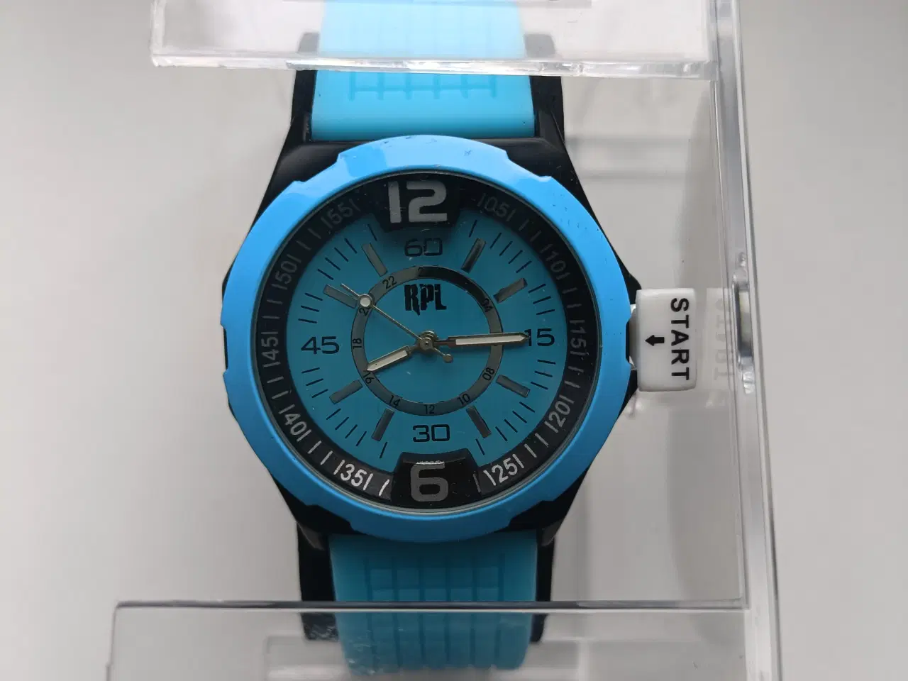 Billede 1 - Trendy Blue Analog Watch