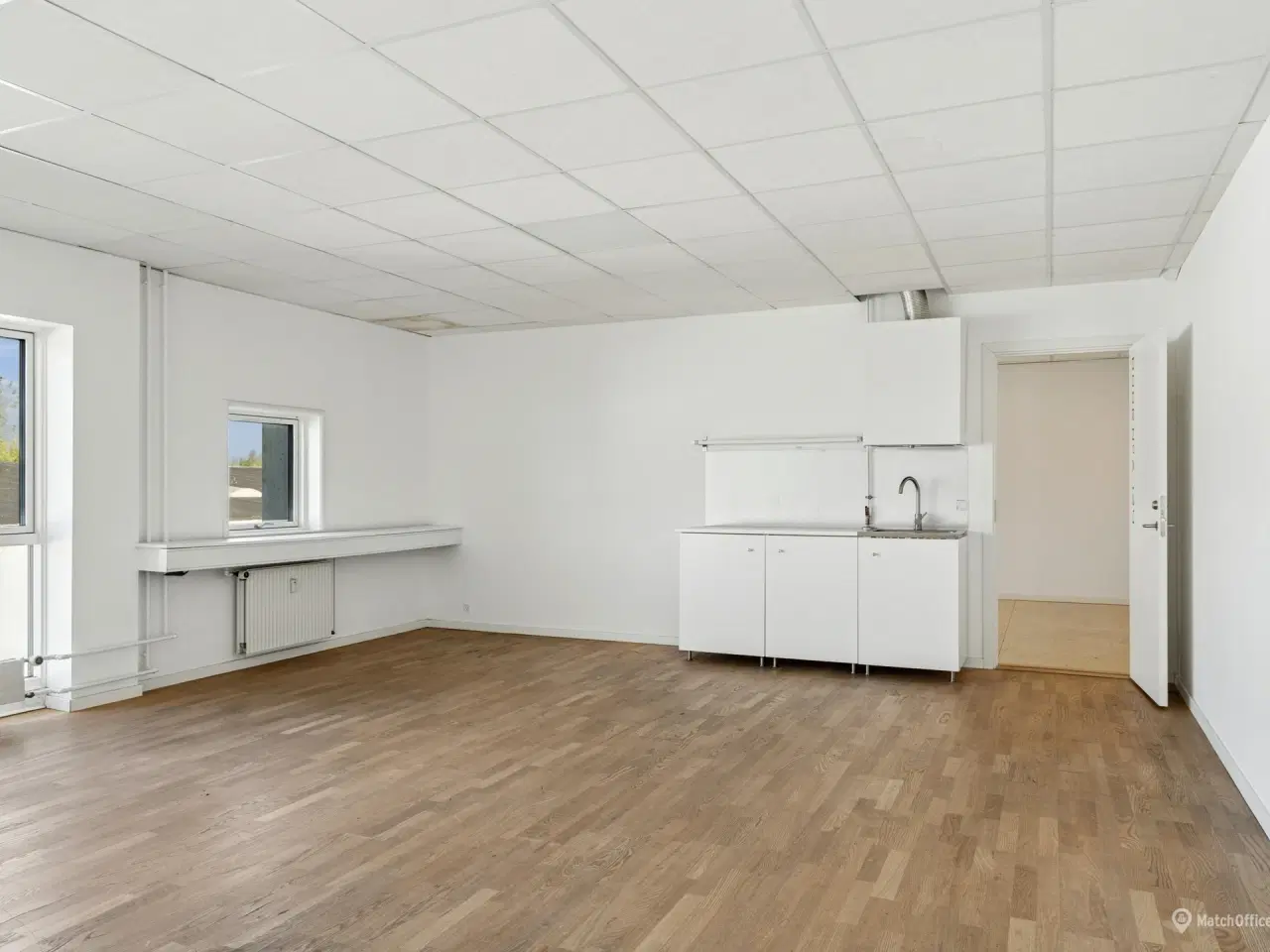 Billede 2 - Kontor og lager m. elevator