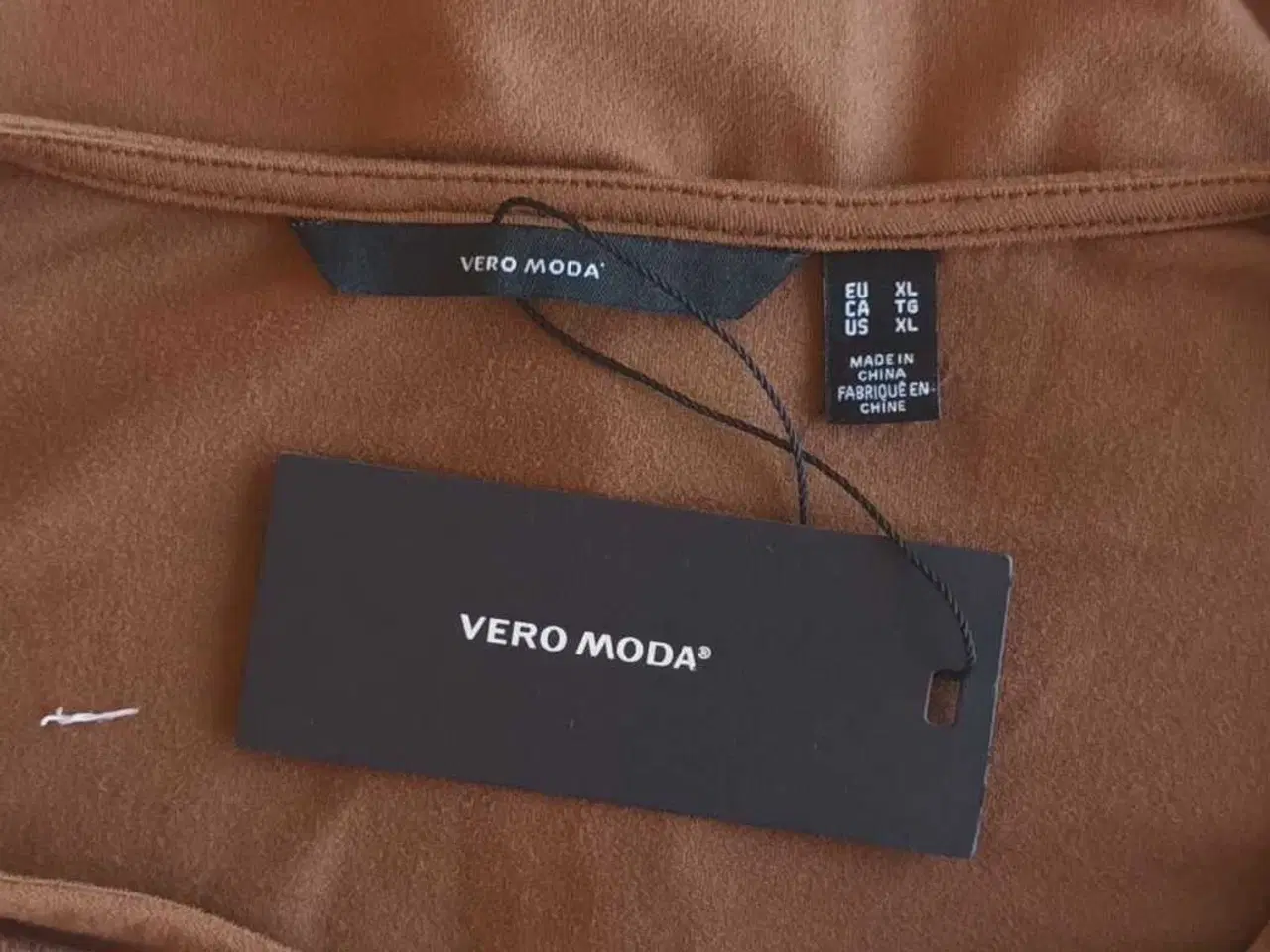 Billede 7 - Top. Vero Moda. XL/42