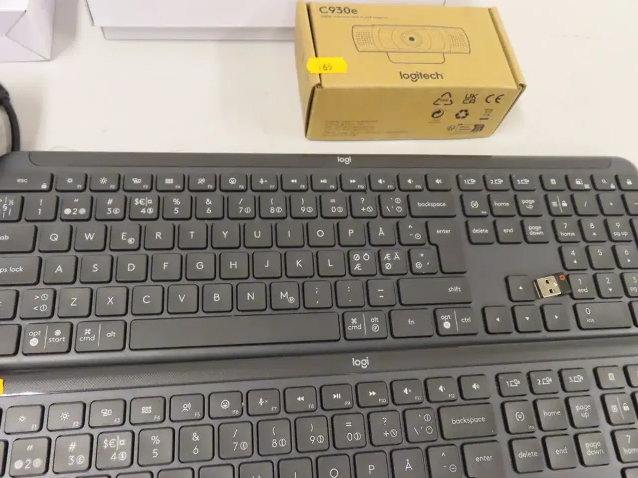 Billede 4 - 3 stk tastaturer samt webcam og dockstation