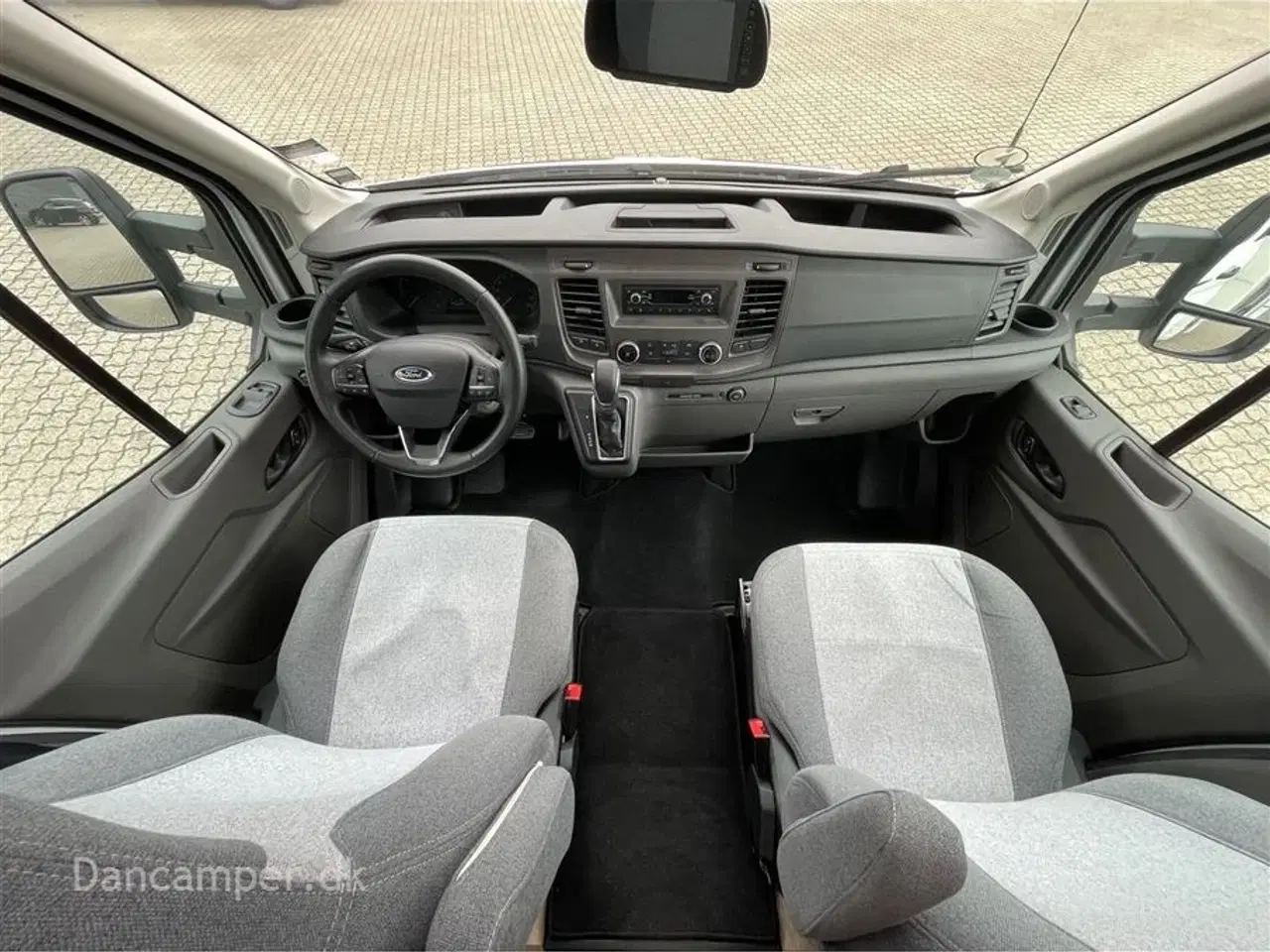 Billede 7 - 2020 - Chausson Titanium 767   Netop hjemkommet UNDER KLARGØRING Enkeltsenge, Smart-Lounge indretning, 170Hk Ford, AUT.