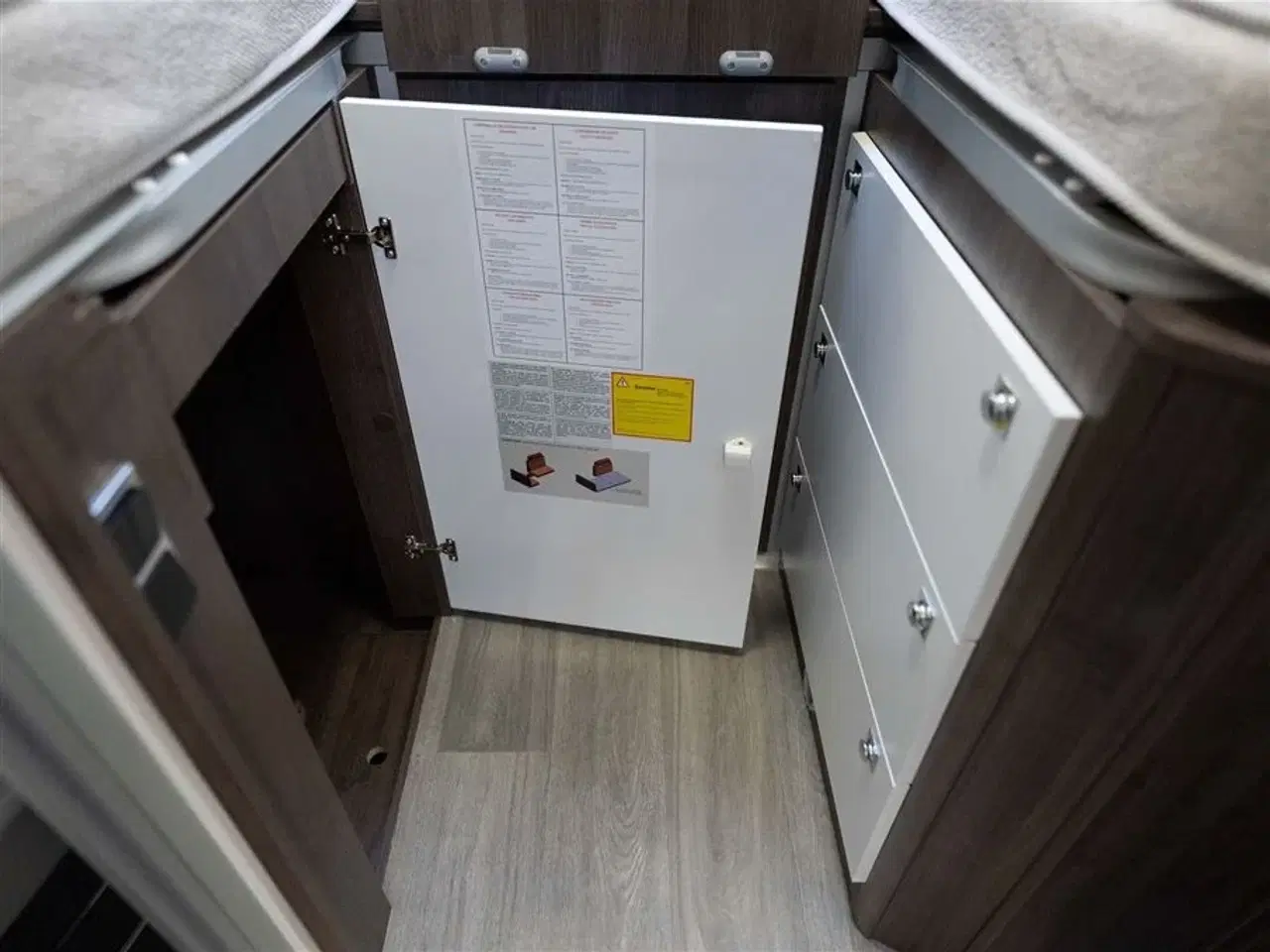 Billede 25 - 2026 - Benimar Tessoro T463