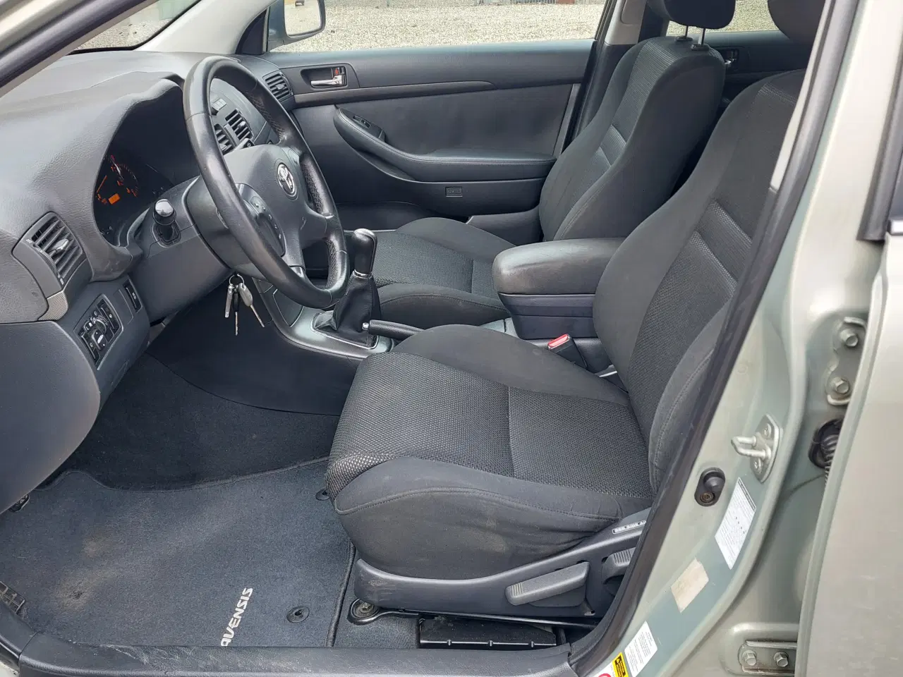 Billede 5 - NYSYNET TOYOTA AVENSIS 1,8 STW MED TRÆK