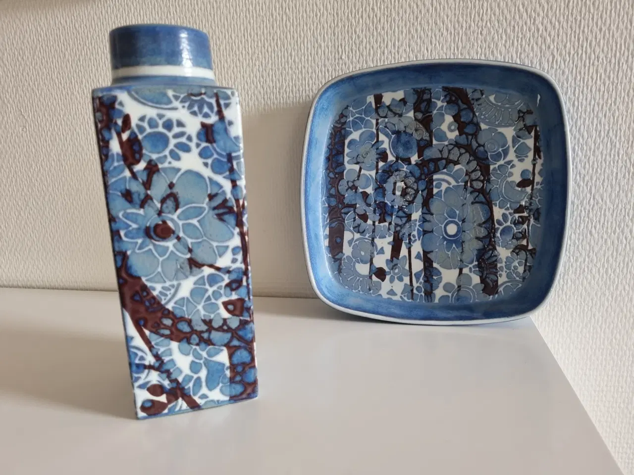 Billede 1 - Royal copenhagen fajance, vase + fad