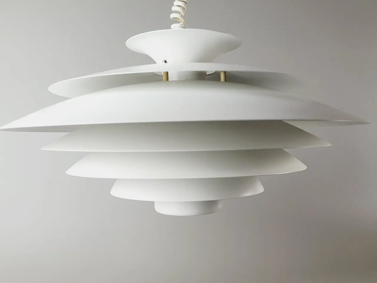Billede 6 - ⭐️· Flot vintage Form-Light pendel - hvid