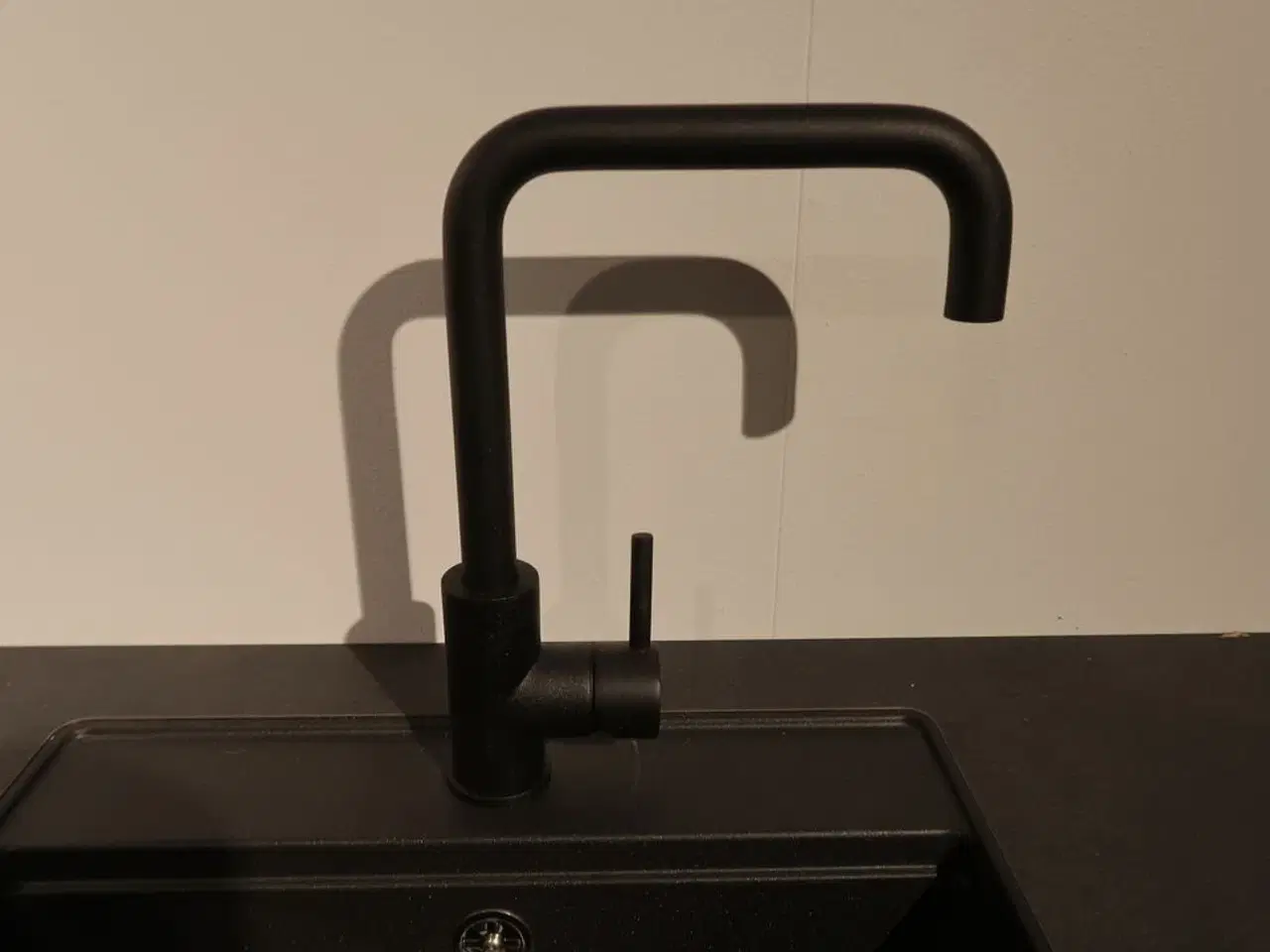 Billede 1 - Cassøe Newform X-Trend køkkenarmatur