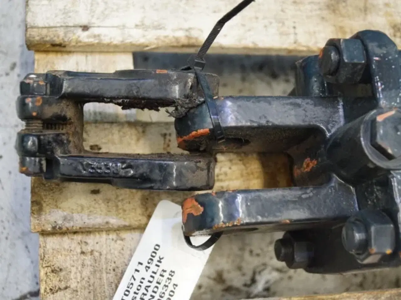 Billede 13 - New Holland BB980 Cylinder 700706338