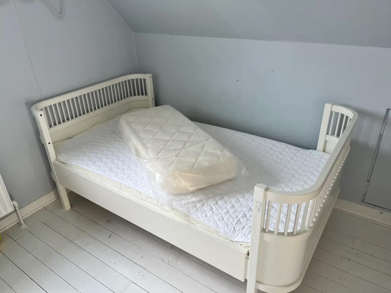 Billede 1 - Sebra Sengen Junior Og Grow