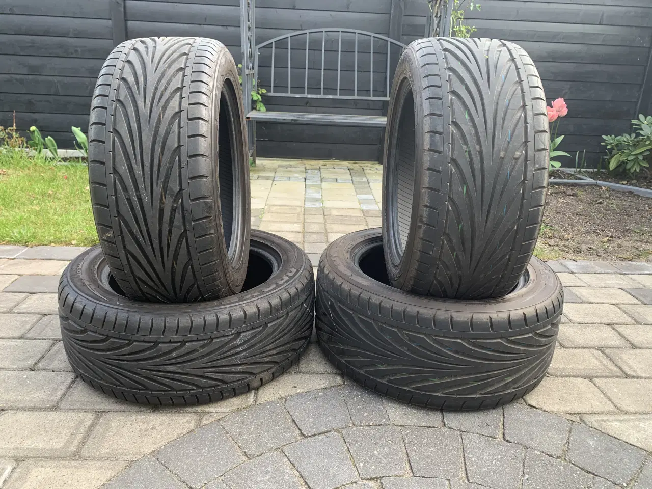 Billede 1 - Toyo sommerdæk 225/50zr16 94w 245/45zr16 92w