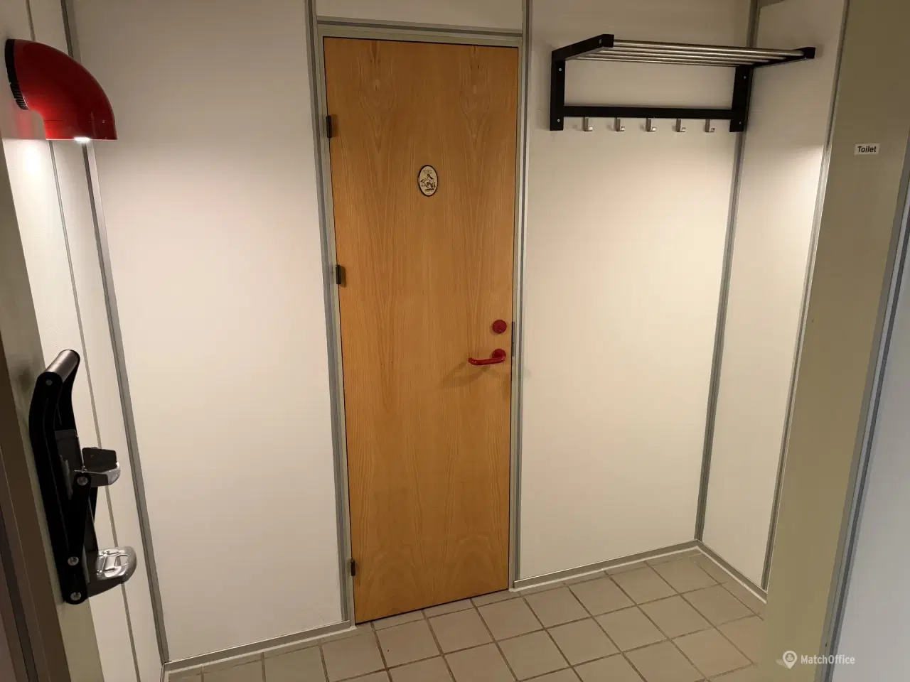 Billede 19 - Centralt beliggende 305 m2 kontorer og lager med grøn park udlejes i Jyllinge