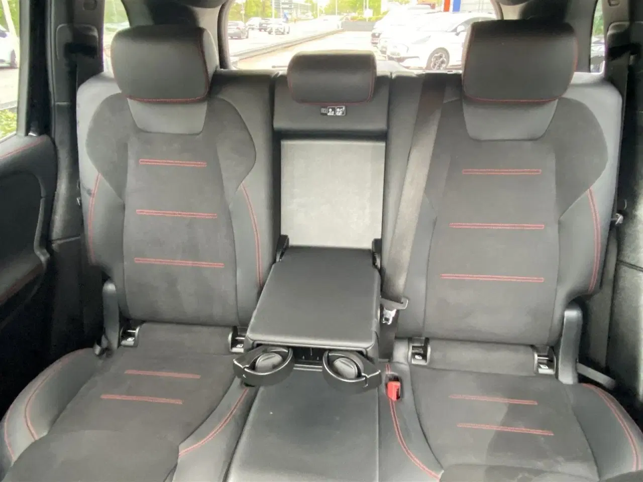 Billede 9 - Mercedes EQB300  AMG Line 4Matic