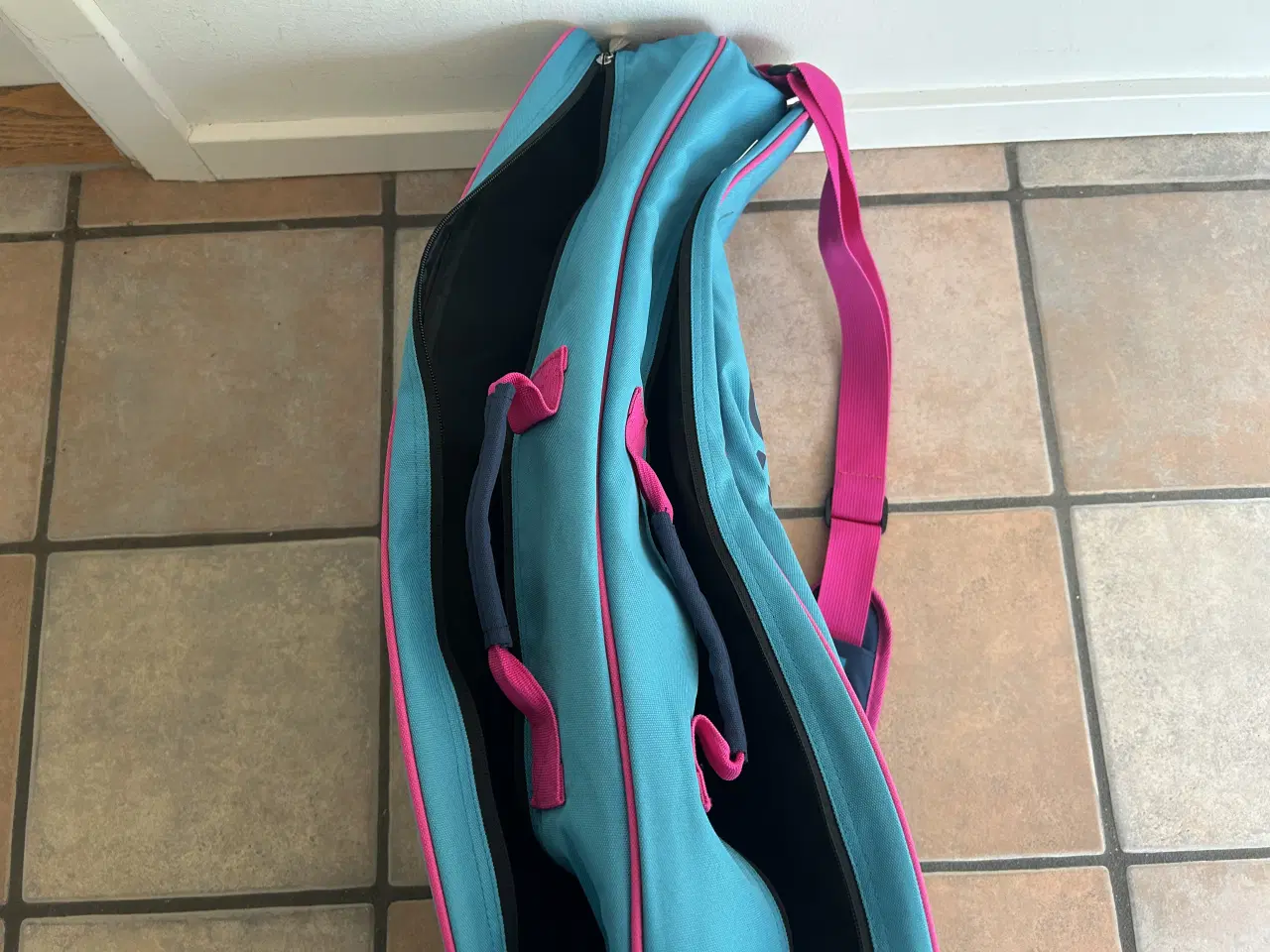 Billede 2 - Badmintontaske fra mærket Forza