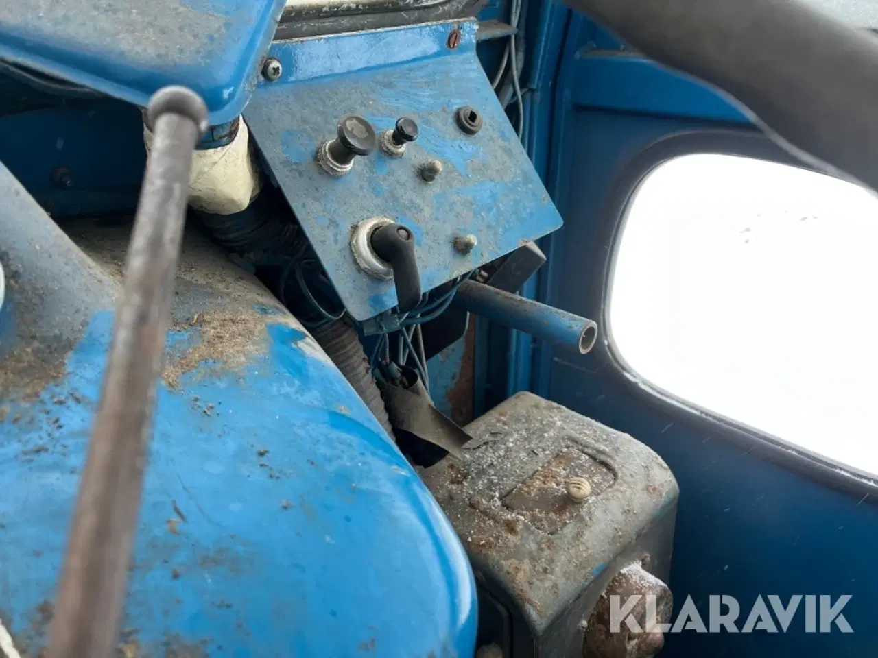 Billede 8 - Veterantraktor Ford 2000 Y med frontlæsser