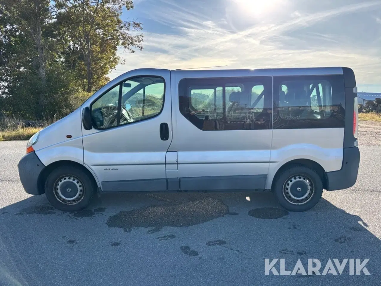Billede 2 - Personbil Renault Trafic 9-personers
