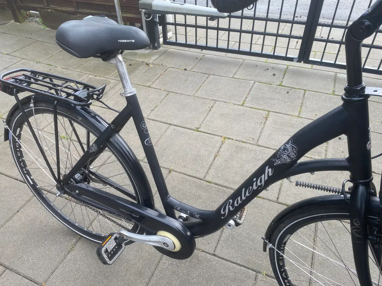 Billede 12 - Købt til 5299 kr lækker model 