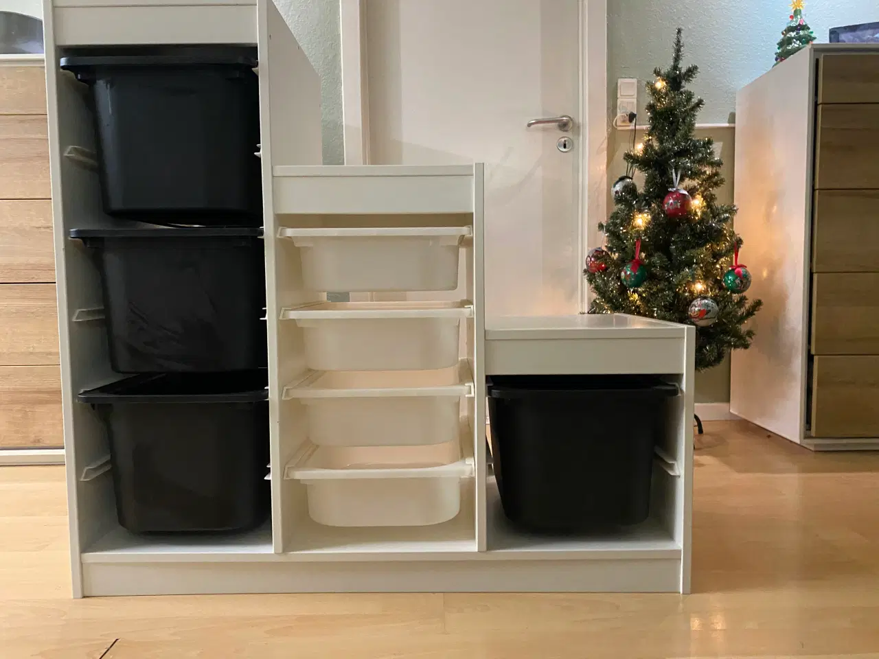 Billede 1 - Ikea Trofast opbevaringsreol med skuffer