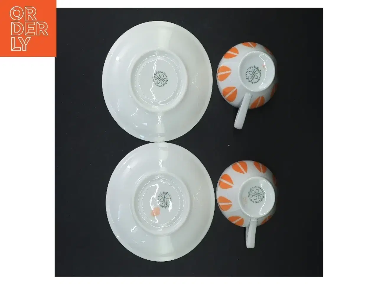 Billede 3 - Originale Lotus Lyngby kaffekopper med underkopper. Flot stand (str. 2 styk, ø 13 og 7,5 cm)