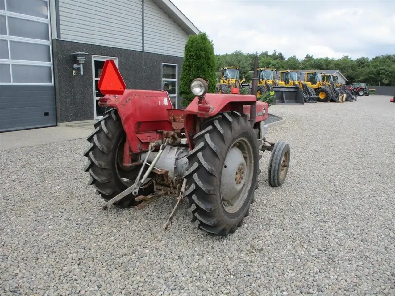 Billede 14 - Massey Ferguson 135 Sjælden Benzin MF135. Den starter og går godt