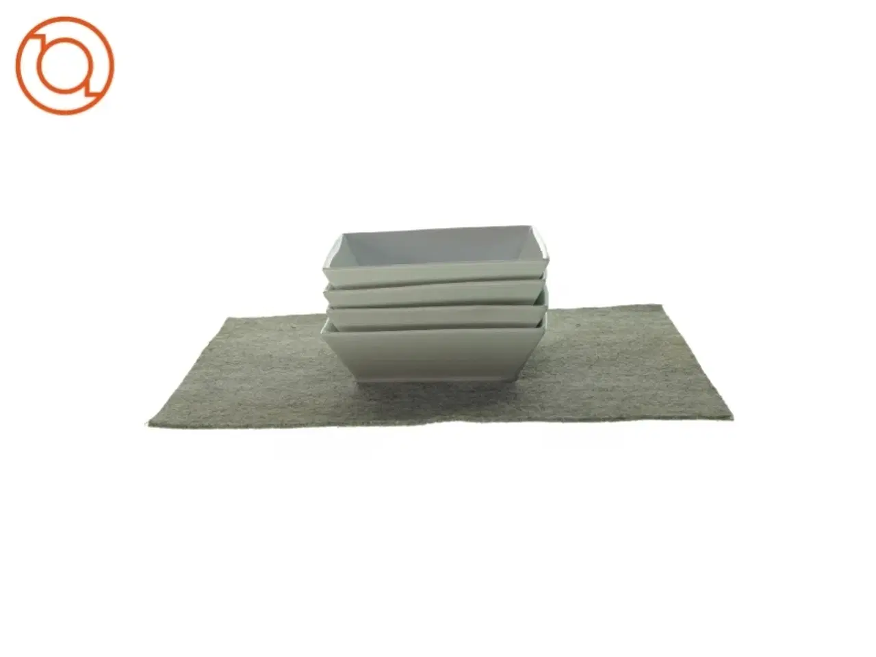 Billede 1 - Skåle (4 stk) fra Trend (str. 18 x 18 x 5,5 cm)