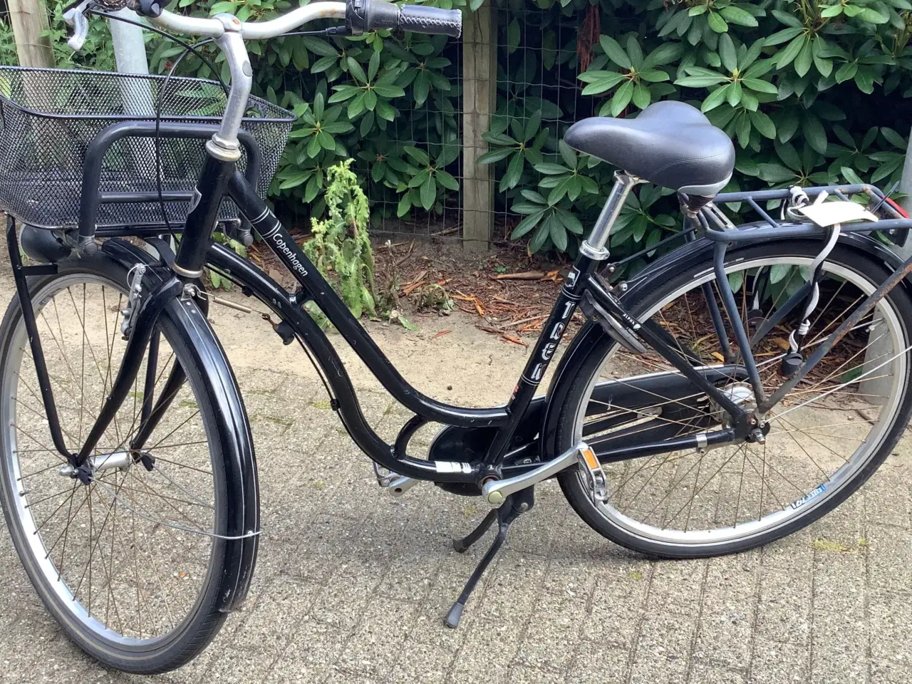 Billede 1 - Copenhagen damecykel. Gear defekt og punkteret bag
