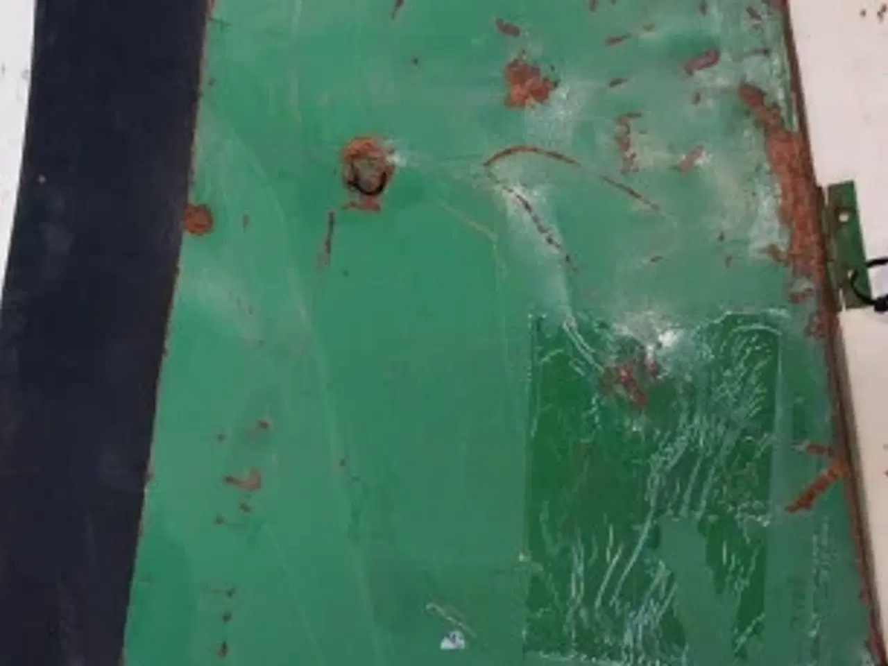 Billede 14 - John Deere 820 Sideskærm AZ37671