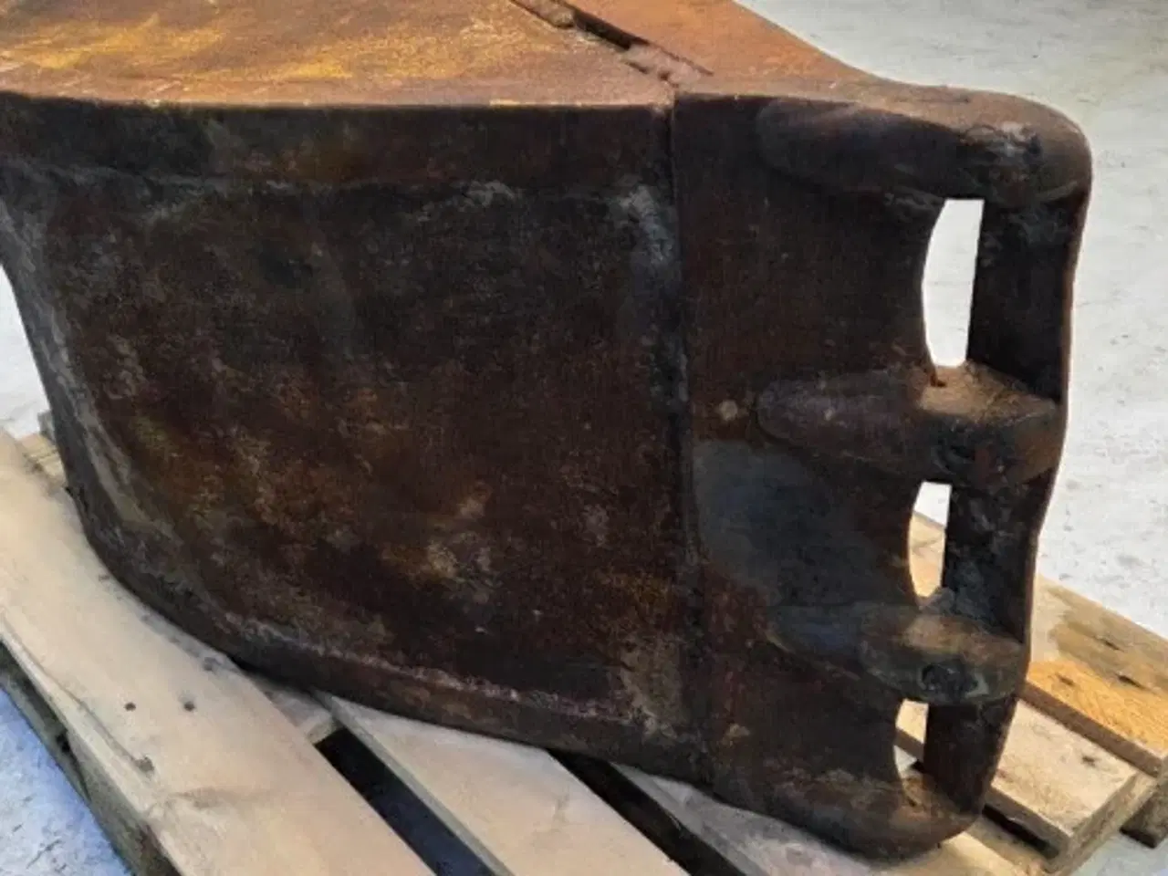 Billede 16 - New Holland LB110 Skovl 85801415