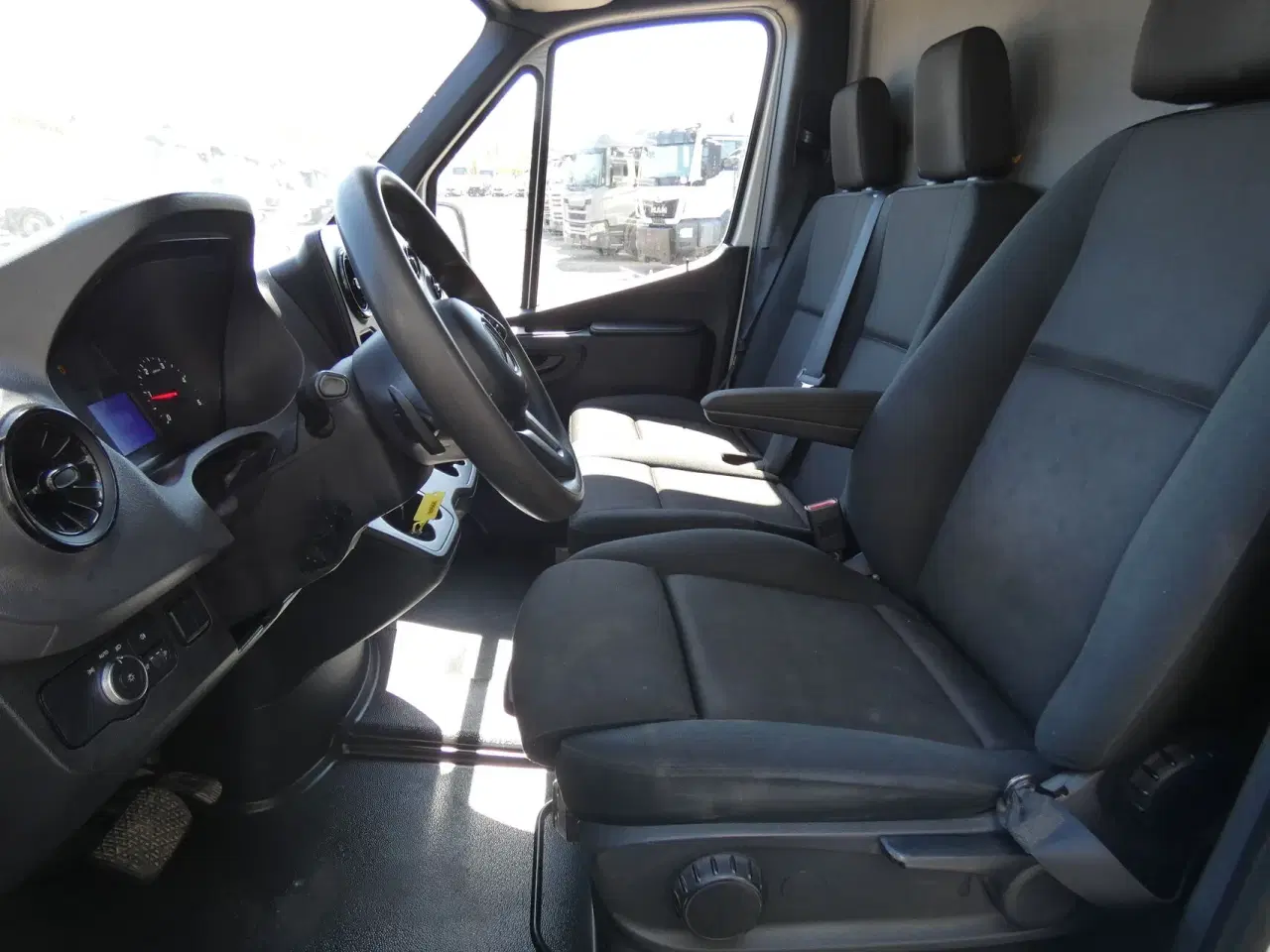 Billede 14 - Mercedes-Benz Sprinter 317 2,0 CDI A2 H2 RWD 9G-Tronic 170HK Van Aut.