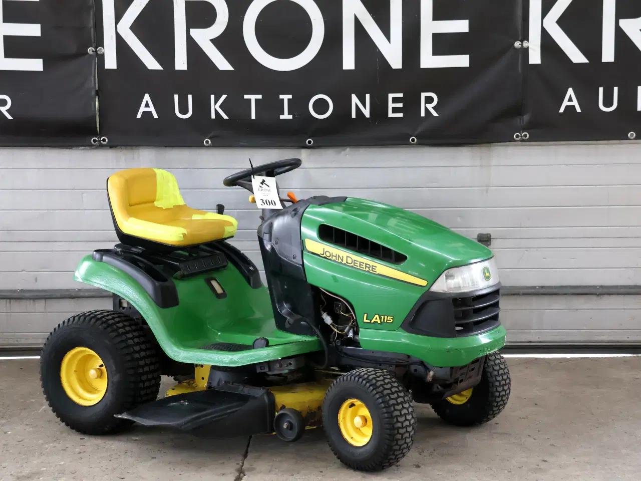 Billede 2 -  John Deere LA115 havetraktor 19,5hk