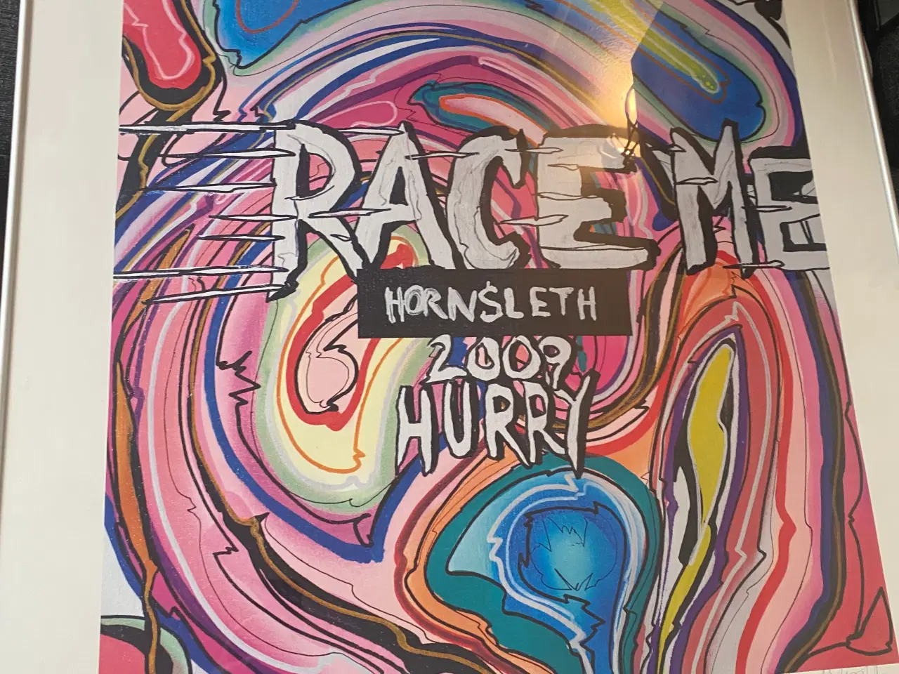 Billede 1 - signeret Hornsleth ‘Race Me’ litografi indrammet