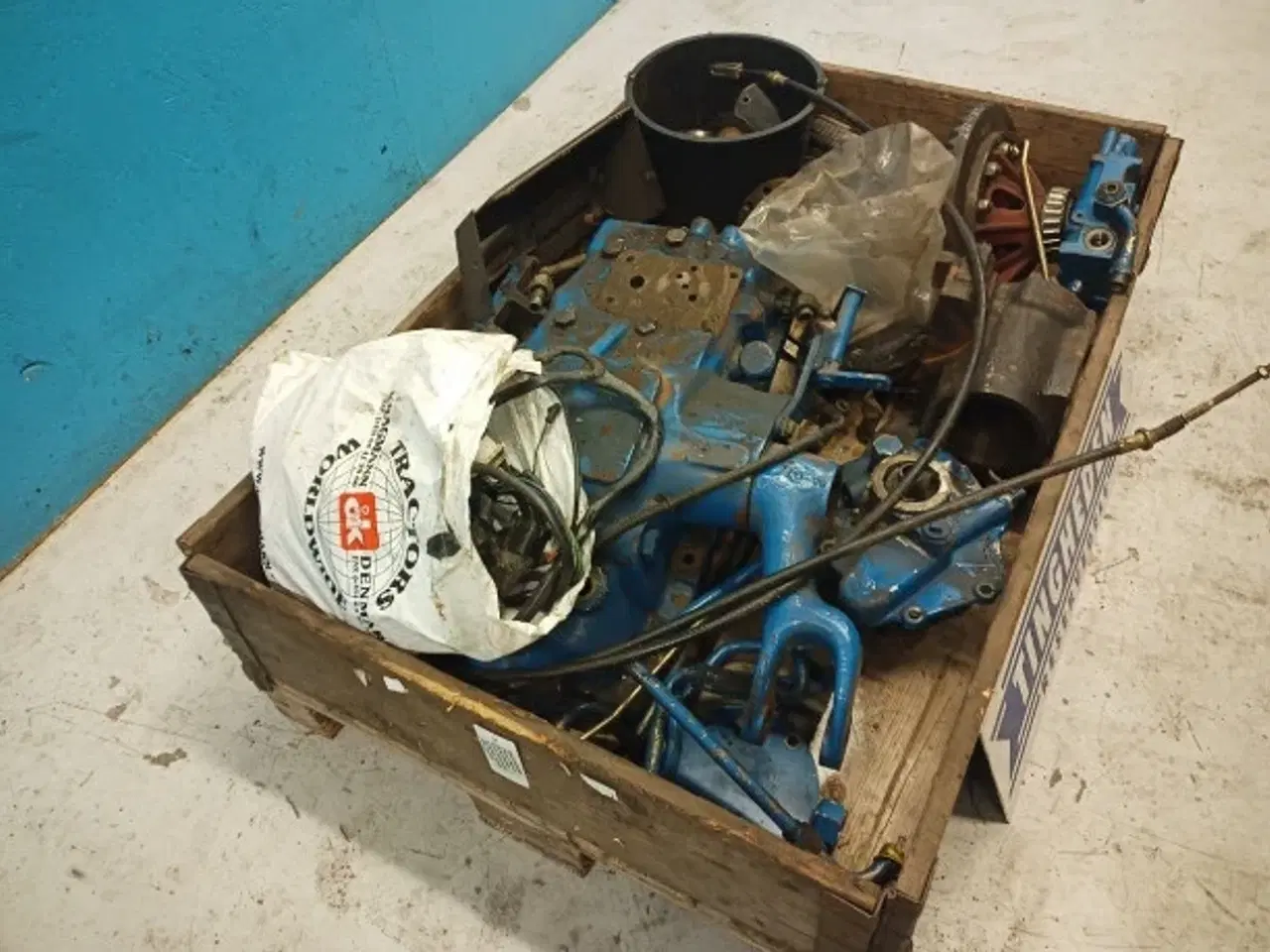 Billede 2 - Ford 8210 Bagtøjs dele