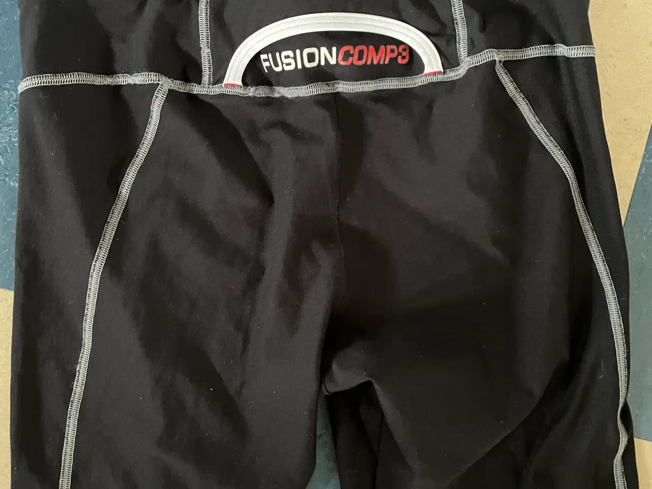 Billede 8 - Fusion korte tights, XXL + L