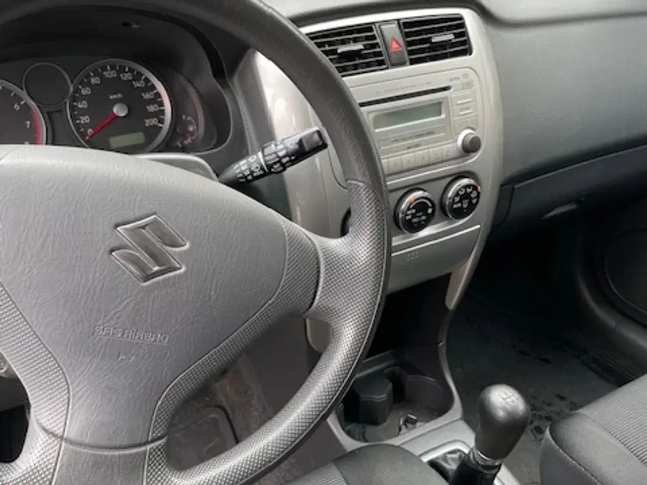 Billede 1 - Suzuki Liana 1,6L