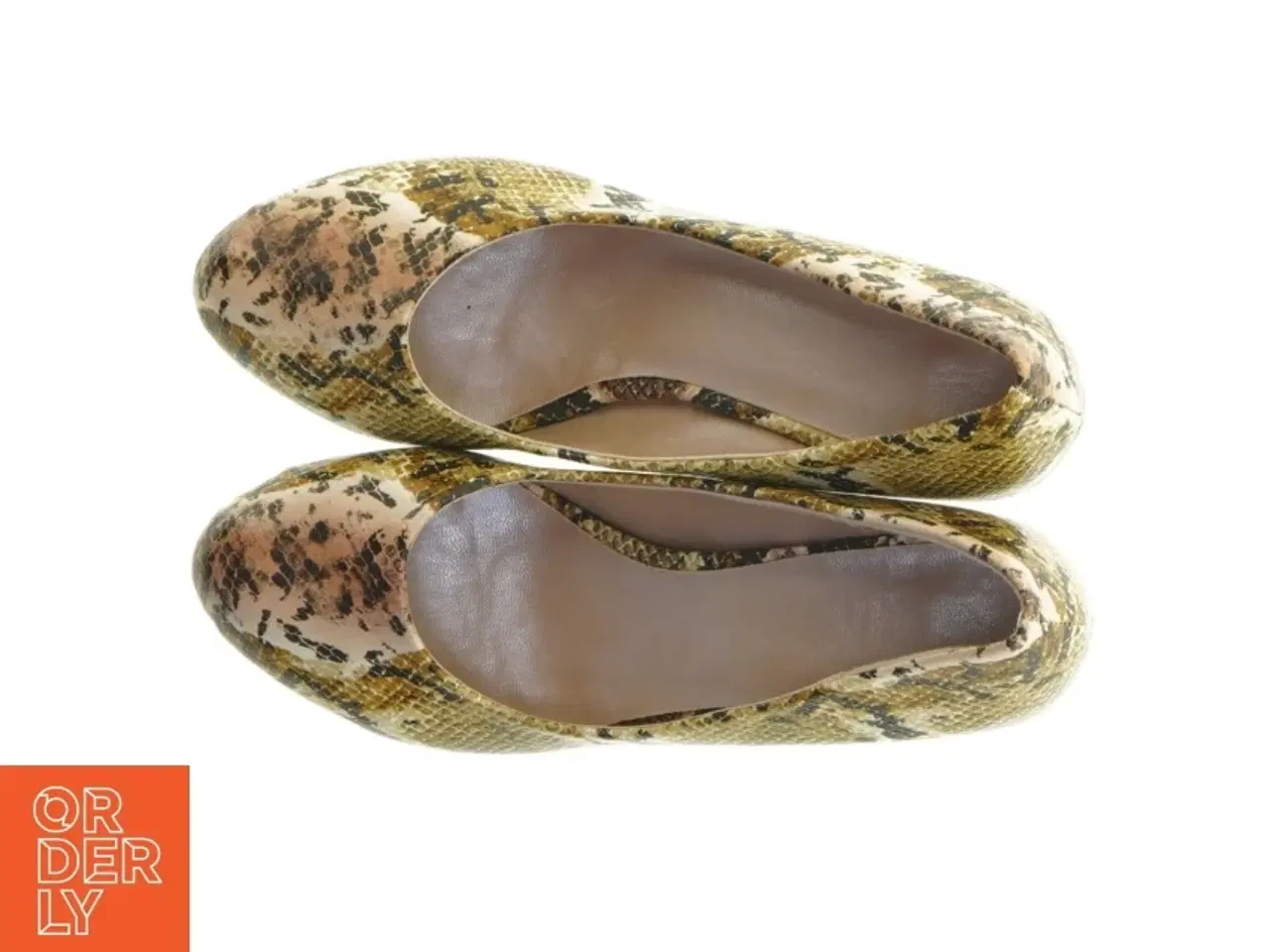Billede 4 - Slangeprint pumps (str. 38)