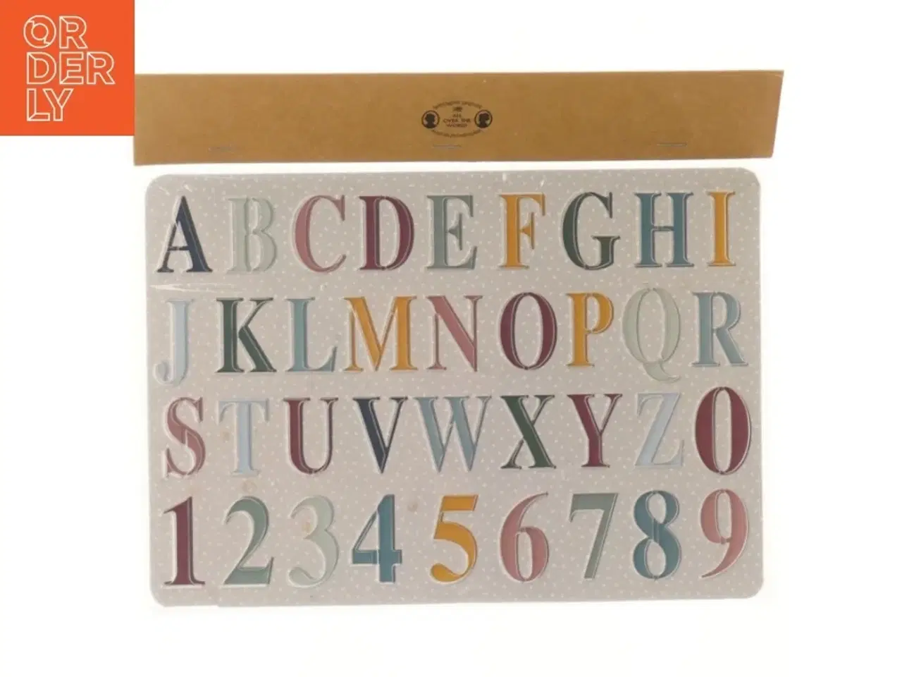 Billede 1 - Bogstaver og tal stencil fra Søstrene Grene (str. 26,5x19 cm)