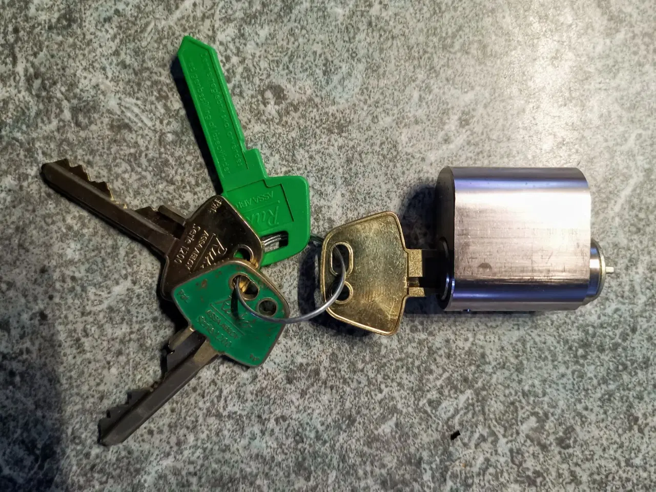 Billede 1 - Ruko låse cylinder m extre nøgler