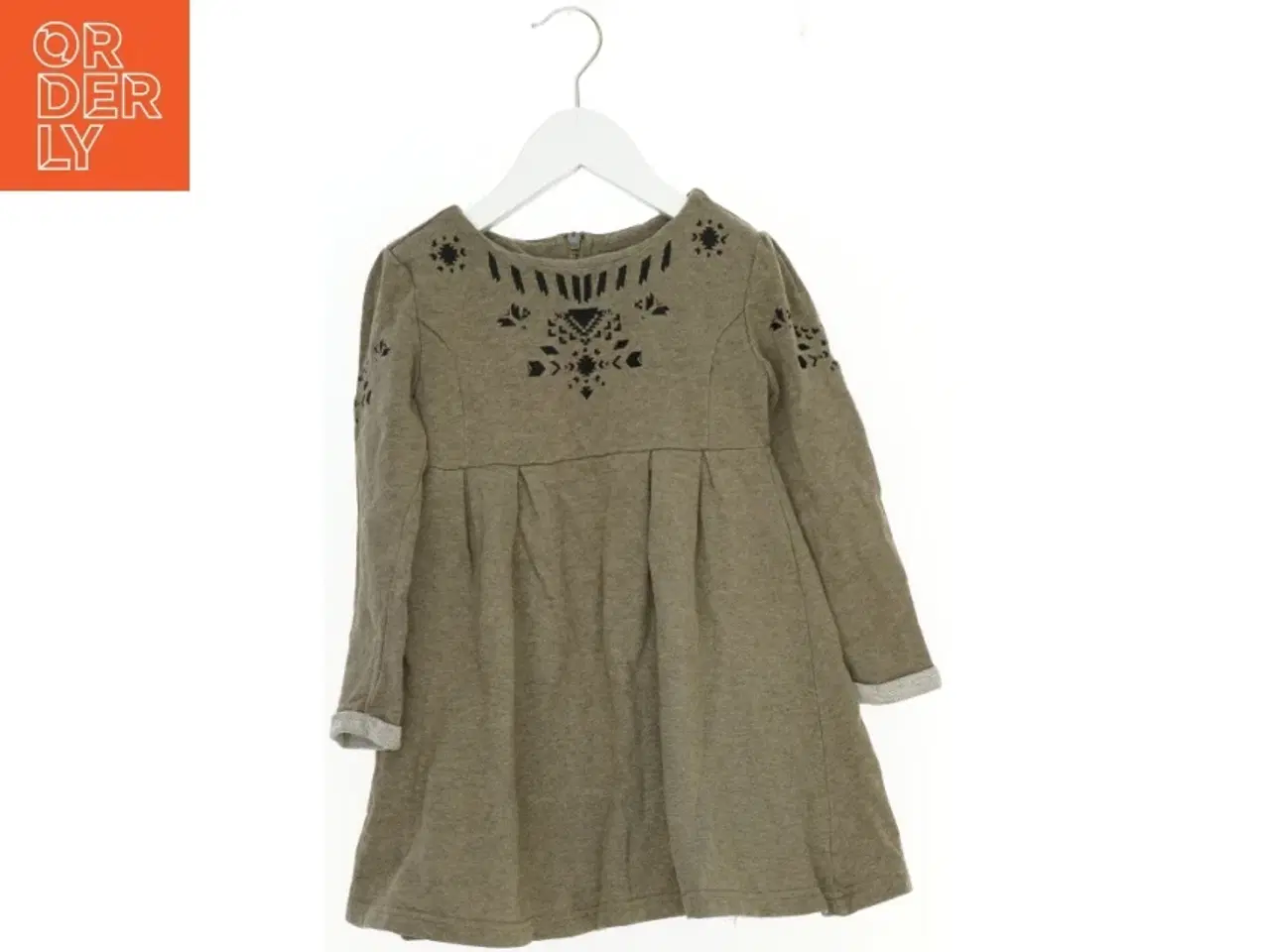 Billede 1 - SweatKjole fra Little pieces (str. 110 cm)
