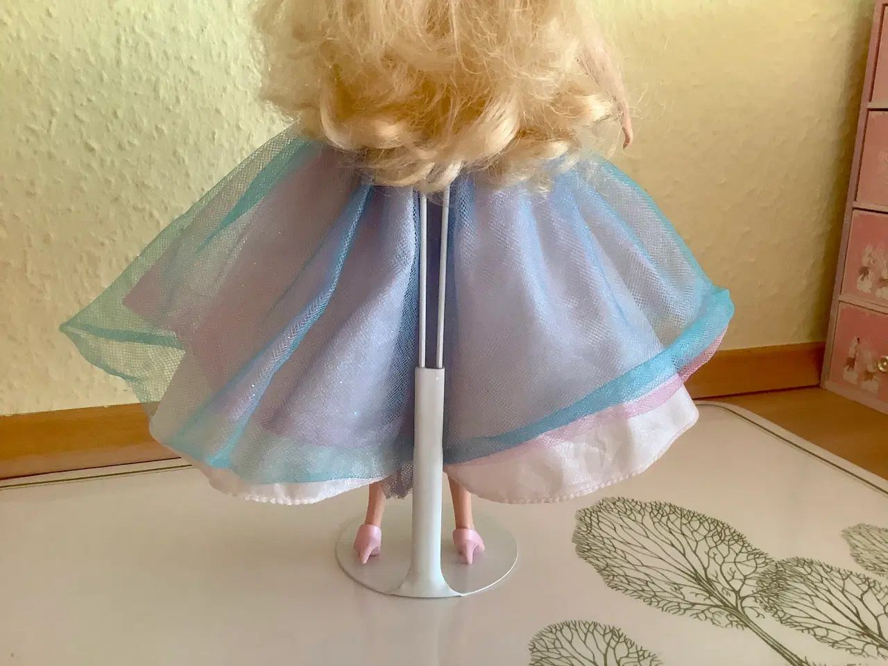 Billede 6 - Barbie Odette fra Svanesøen.Vintage 1966+1998.