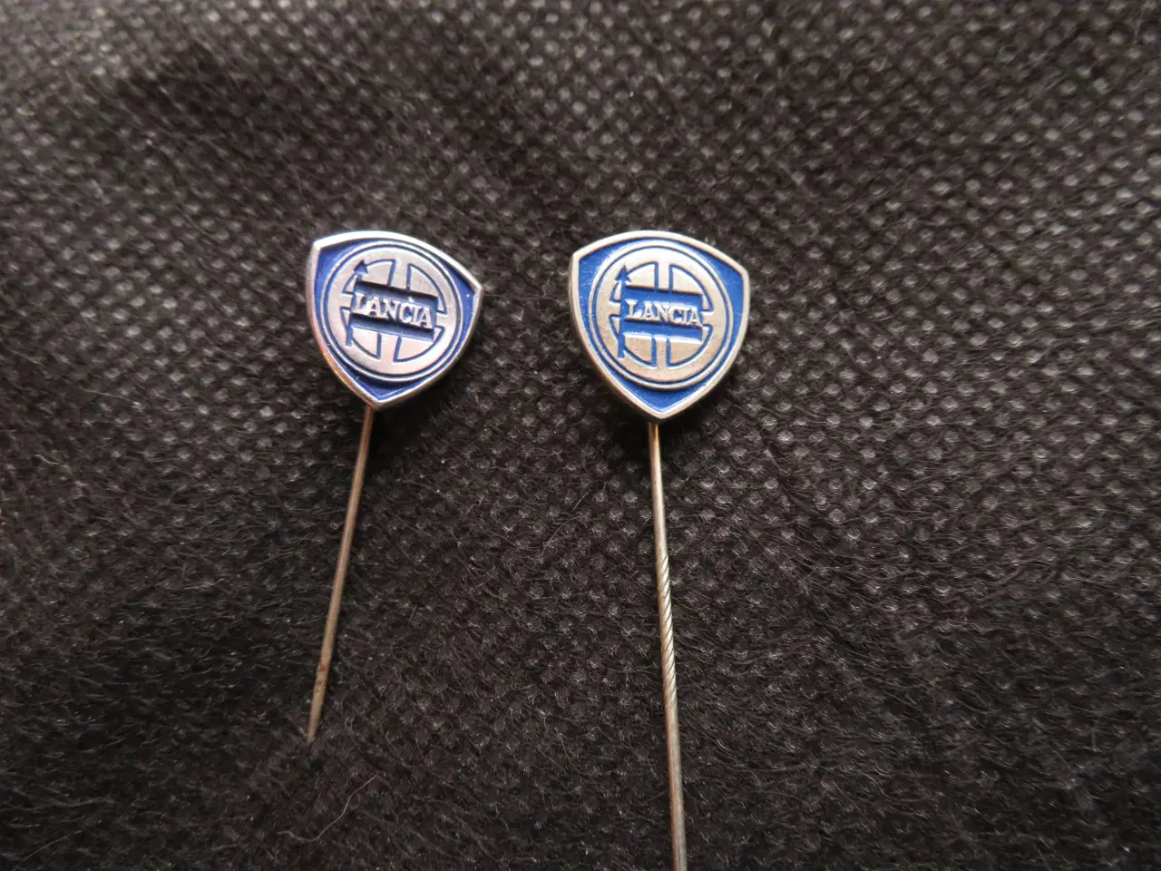 Billede 6 - Samler Pins mange sjældne.