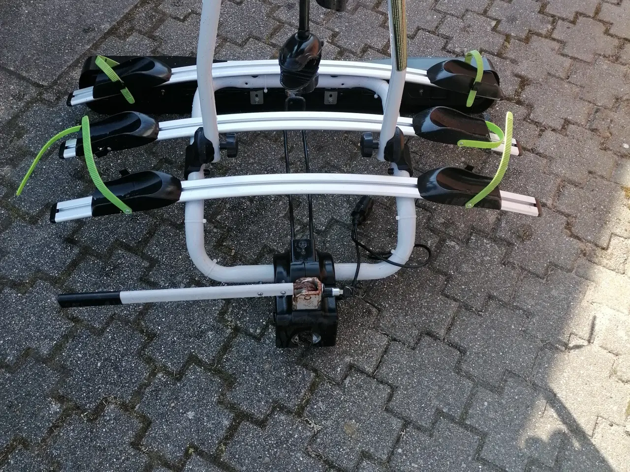 Billede 1 - Cykelstativ sælges 