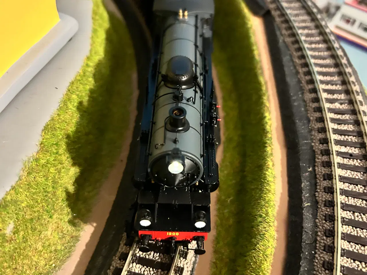 Billede 2 - Modeltog Trix 25490 F 1200 Svensk Damplokomotiv.
