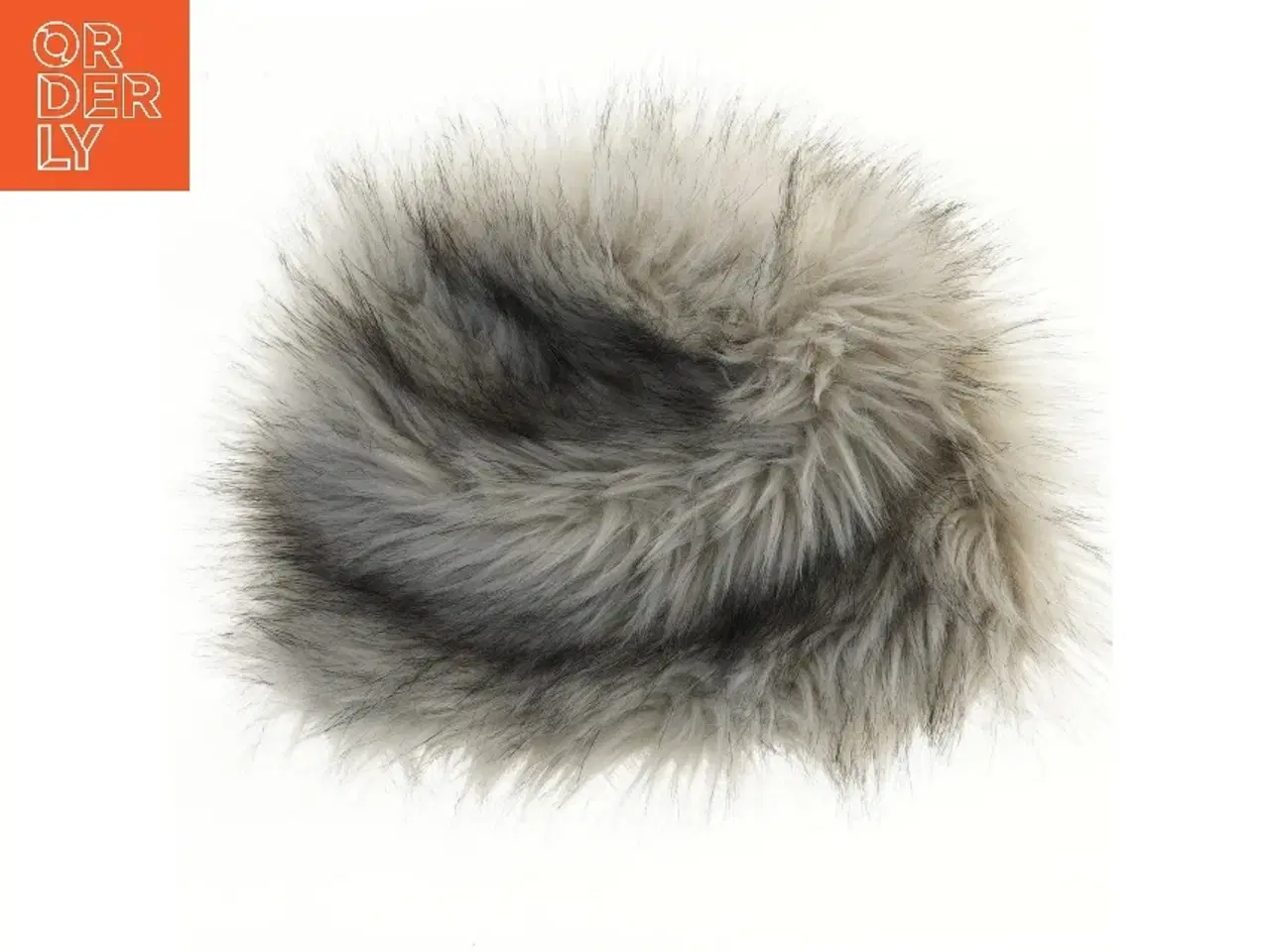 Billede 2 - Pelskrave (str. 104)