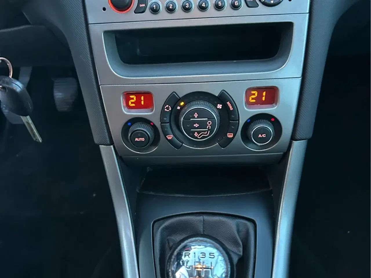 Billede 17 - Peugeot 308 1,6 e-HDi 114 HK Stc 114HK 5d