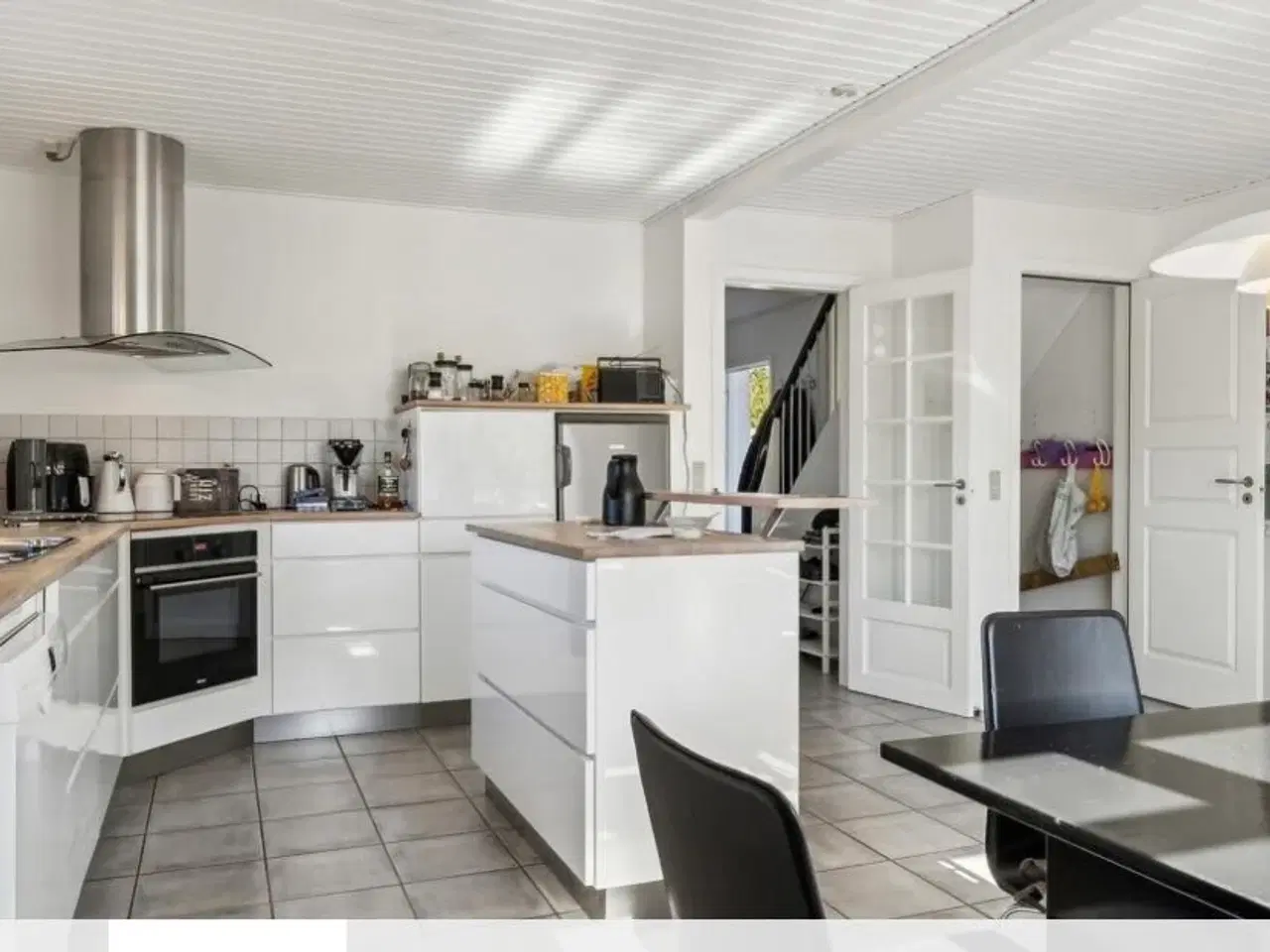 Billede 2 - Køkken incl. hvidevarer 