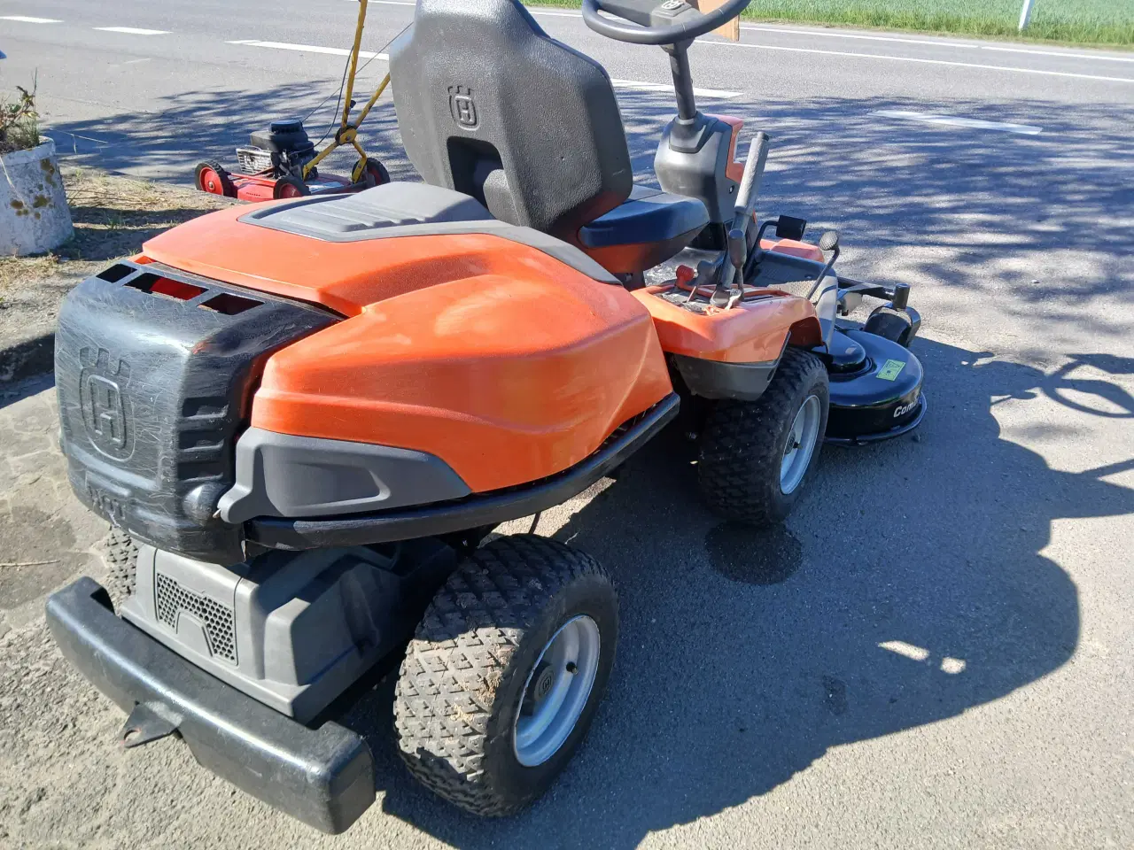 Billede 4 - Havetraktor huskvarna rider 316tx awd 