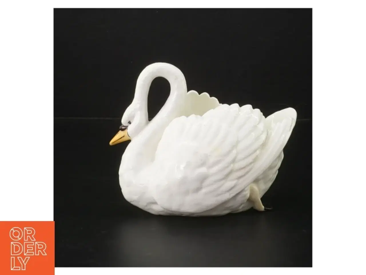 Billede 3 - Porcelæn svane figurine (str. H 12 cm, b 16 cm)
