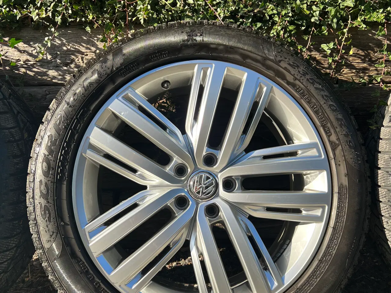 Billede 3 - VW Tiguan originale alufælge med vinterdæk