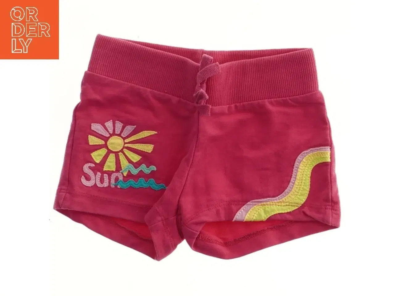 Billede 1 - Røde shorts med solmotiv fra Palomino (str. 98)